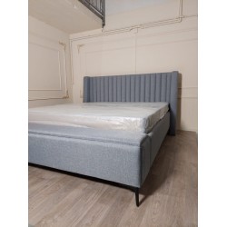 Кровать с банкеткой 180*200 серый